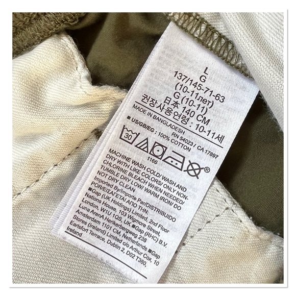 GAP Boys Lightweight Cargo Pants - Picture 4 of 9